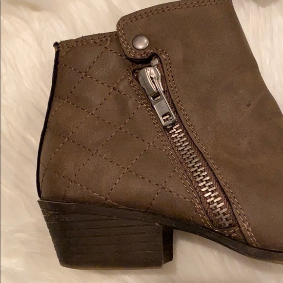 Madden Girl Cowgirl Style Booties - Picture 2 of 9